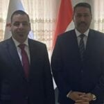 النائب سلام الشمري يلتقي وزير الصحة في بغداد