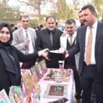النائب غريب التركماني يحضر المعرض الفني في كلية التربية بكركوك