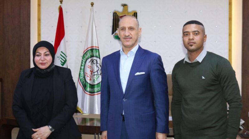 النائبة مديحة الموسوي تلتقي وزير الشباب والرياضة في بغداد