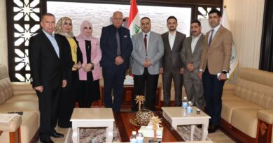 نواب نينوى يلتقون بوزير التجارة في بغداد نواب نينوى يلتقون بوزير التجارة في بغداد