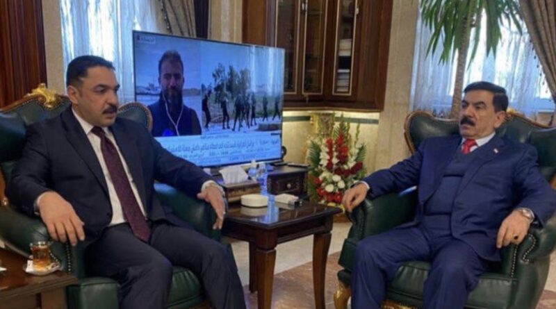 النائب رعد الدهلكي يلتقي وزير الدفاع في بغداد