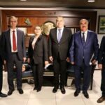 الامين العام لمجلس النواب يستقبل وفدا من الجامعة الامريكية في بغداد الامين العام لمجلس النواب يستقبل وفدا من الجامعة الامريكية في بغداد