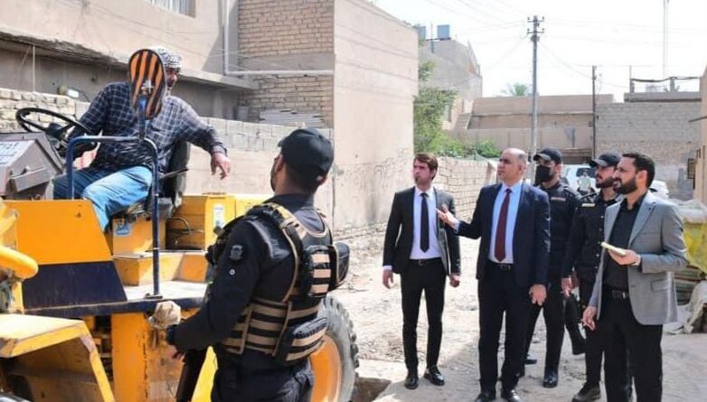 النائب ثائر السعيدي يجري جولة مع مدير مشاريع بغداد في الزعفرانية