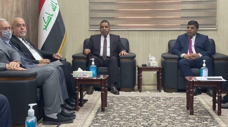 النائب سلام الشمري يزور هيئة المستشارين بمجلس الوزراء