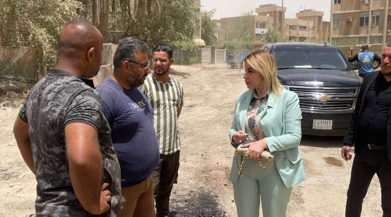 مقررة مجلس النواب تلتقي مدير عام دائرة المشاريع في امانة بغداد
