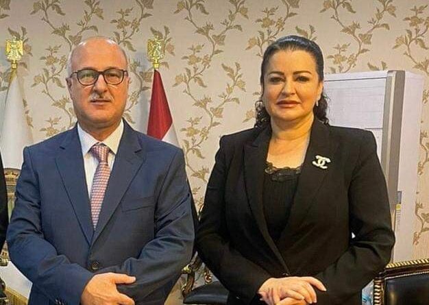 النائب سوزان منصور تلتقي وزير التربية في بغداد