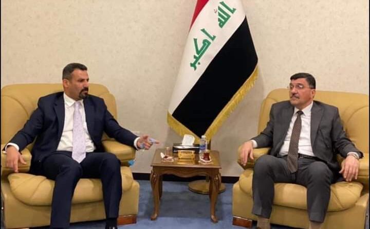 النائب احمد الجبوري يلتقي وزير الموارد المائية في بغداد