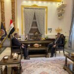 النائب سلام الشمري يلتقي الامين العام لوزارة الدفاع في بغداد النائب سلام الشمري يلتقي الامين العام لوزارة الدفاع في بغداد