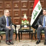 نائب رئيس مجلس النواب يبحث مع السفير الإيطالي تعزيز العلاقات الثنائية، وتوسيع حجم التعاون العسكري والإقتصادي بين البلدين الصديقين نائب رئيس مجلس النواب يبحث مع السفير الإيطالي تعزيز العلاقات الثنائية، وتوسيع حجم التعاون العسكري والإقتصادي بين البلدين الصديقين
