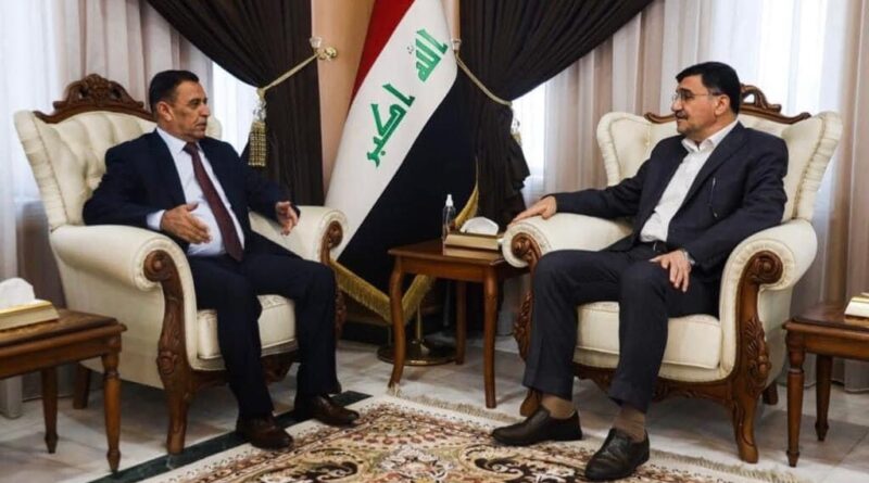 النائب سالم العنبكي يلتقي وزير الموارد المائية في بغداد