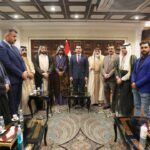 د.شاخەوان عبدالله خلال إستقباله وفداً من شيوخ ووجهاء الفرات الأوسط، يثمن عالياً دور العشائر الأصيلة وتأثيرهم الإيجابي في الحفاظ على الأمن والإستقرار د.شاخەوان عبدالله خلال إستقباله وفداً من شيوخ ووجهاء الفرات الأوسط، يثمن عالياً دور العشائر الأصيلة وتأثيرهم الإيجابي في الحفاظ على الأمن والإستقرار